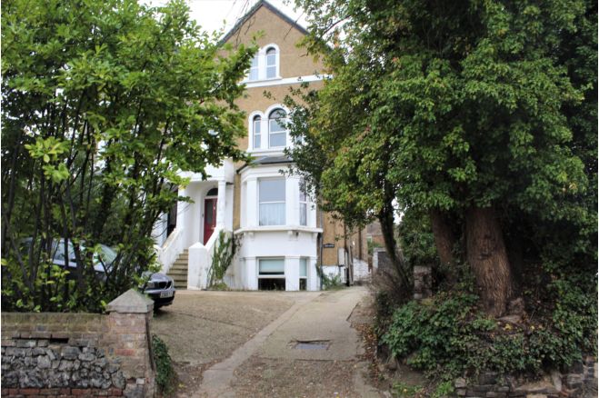 2 Bedroom Ground Floor Flat To Rent In 78 Harefield Road