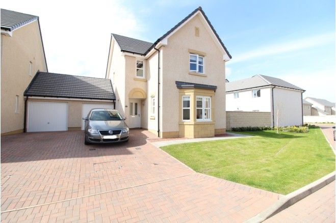 4 Bedroom Link Detached House To Rent In Venturefair Drive