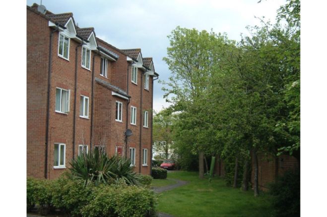 1 bedroom flat to rent in stratford