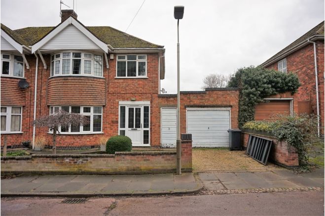 3 Bedroom Semi Detached House To Rent In Uppingham Road