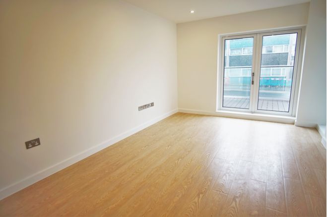 1 Bedroom Flat To Rent In 1 Newgate Croydon Cr0 2fb