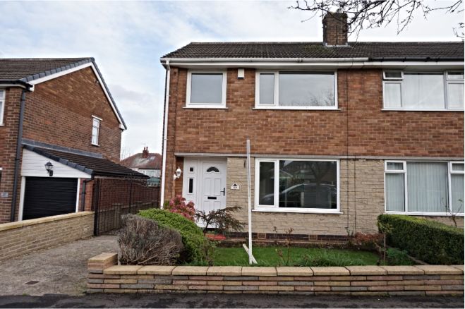 3 Bedroom Semi Detached House To Rent In Crispin Gardens