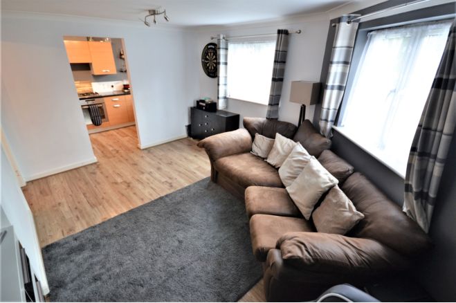 2 Bedroom Flat To Rent In Bursledon Road Southampton So19 8nb