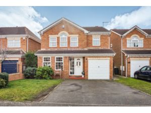 4 bedroom detached house for sale in Westerdale, Worksop, S81 0TE