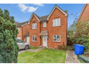 4 bedroom detached house for sale in Harebell Close, Minster on sea ...